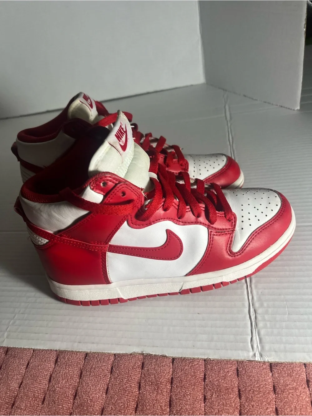 Nike Dunk high size 5.5